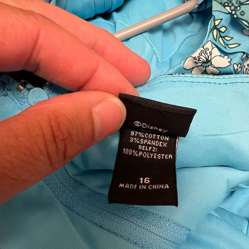 Alice in wonderland dress size 16